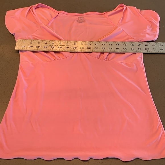Y2K Kathryn Pink Rose Top - Picture 6 of 7